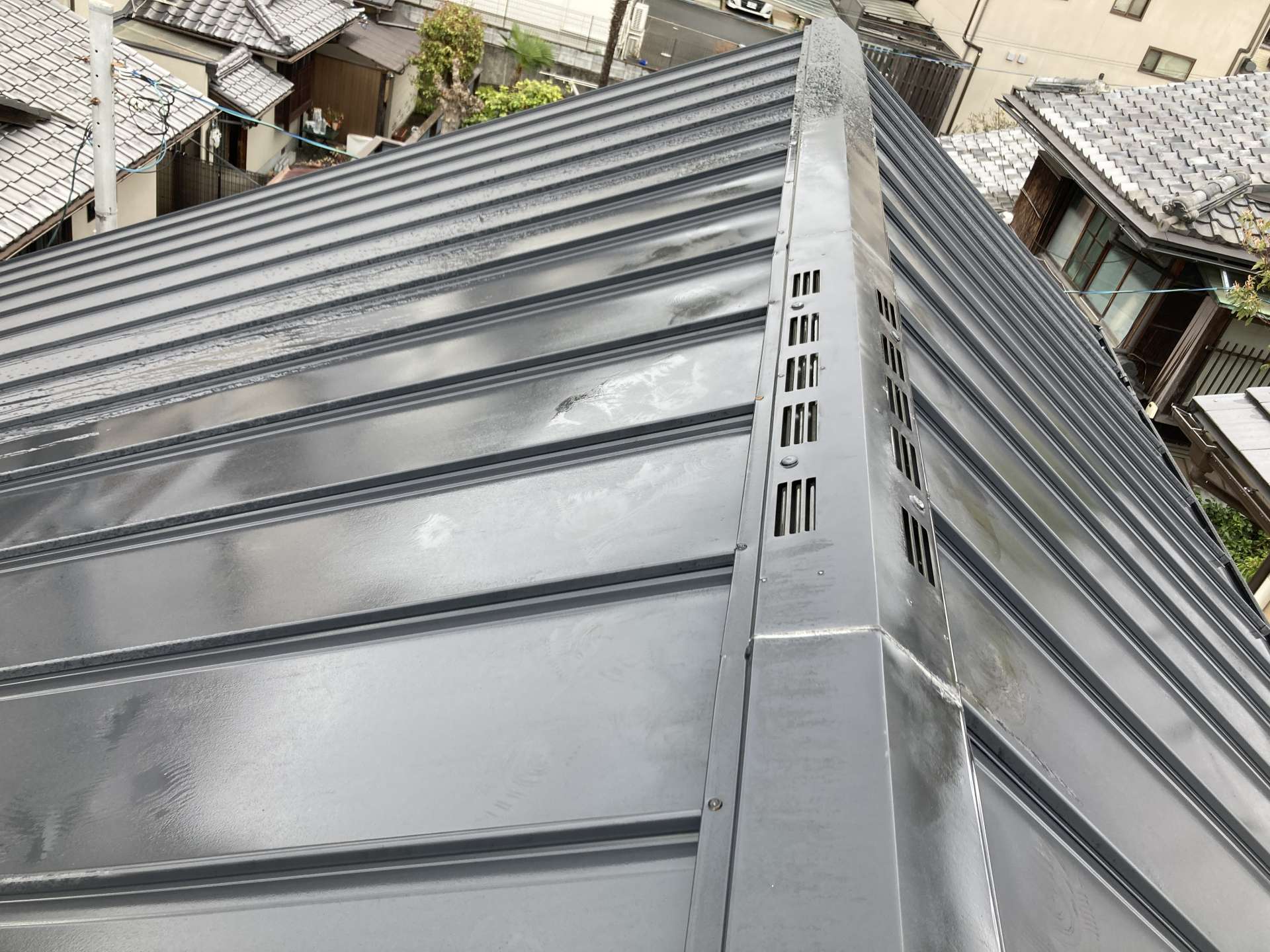 屋根から雨漏りで雨漏り調査 施工前