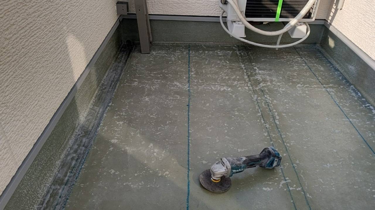 木造住宅 ベランダのFRP防水 工事写真