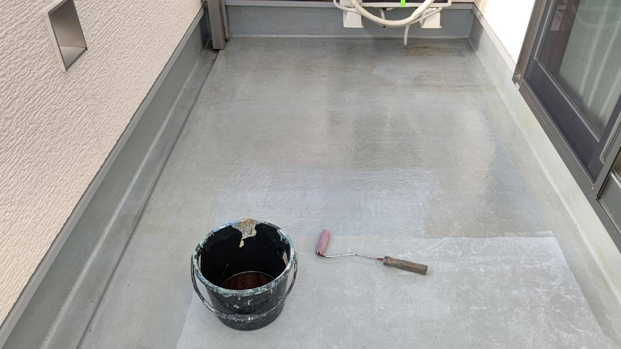 木造住宅 ベランダのFRP防水 工事写真